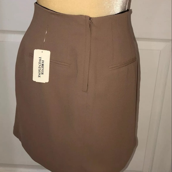 $5 Forever 21 skirt new with tags size small. $5 if bundled - Picture 6 of 11